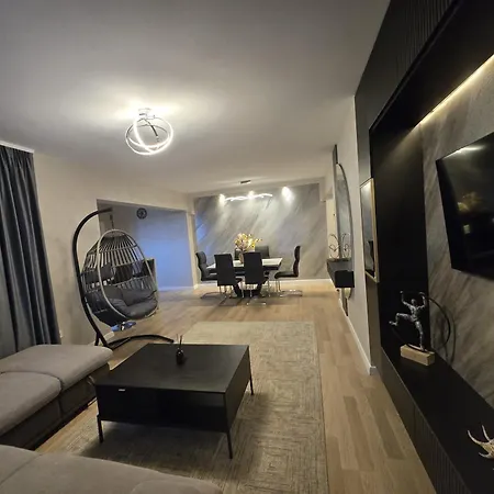 Apartment Luxury 2 Bedroom Constanţa