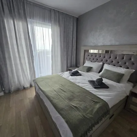 Апартаменты Luxury 2 Bedroom *