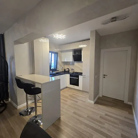 Luxury 2 Bedroom Апартаменты Констанца