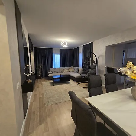 Апартаменты Luxury 2 Bedroom *